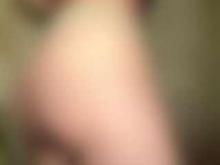 CharaDeatherage's Live Sex Cam Show