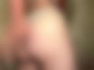 CharaDeatherage's Live Sex Cam Show