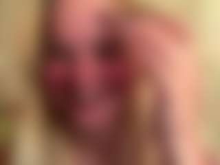 CharaDeatherage's Live Sex Cam Show
