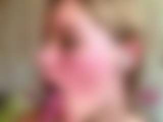 Live cam show with CharaDeatherage - Cute on CamClone