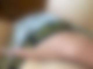 Live cam show with CharaDeatherage - Public on Fling VIP Chat