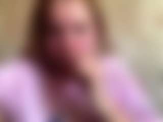 Live cam show with CharaDeatherage - Facial Piercings on Camming Site