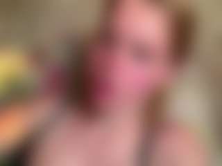 Live cam show with CharaDeatherage - Erotic Dance on CamClone