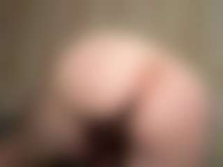 Live cam show with CharaDeatherage - Twerk on StripNow