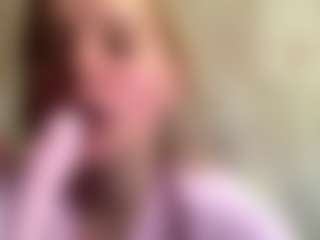 CharaDeatherage's Live Sex Cam Show