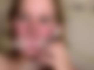 CharaDeatherage's Live Sex Cam Show