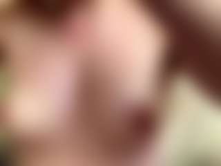 Live cam show with CharaDeatherage - Ahegao on Milfs Live