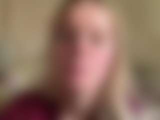CharaDeatherage's Live Sex Cam Show