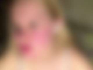 CharaDeatherage's Live Sex Cam Show