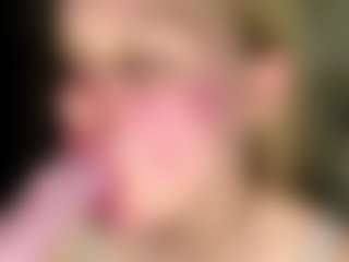 Live-Cam-Show mit CharaDeatherage - Normal auf Camsoda