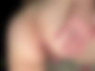 Live cam show with CharaDeatherage - Moaning on slutload