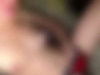Live cam show with CharaDeatherage - Blue Eyes on fapnchat