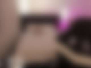 Live cam show with Elira-Vane - Moaning on realtime-chat