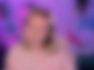 Live cam show with Elira-Vane - Lesbian on Soda Cam
