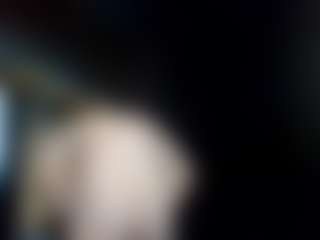 tallhungcloudyy's Live Sex Cam Show
