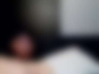 tallhungcloudyy's Live Sex Cam Show