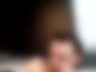 tallhungcloudyy's Live Sex Cam Show