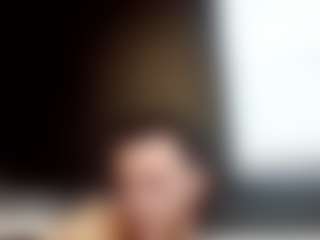 tallhungcloudyy's Live Sex Cam Show