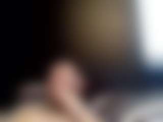 tallhungcloudyy's Live Sex Cam Show