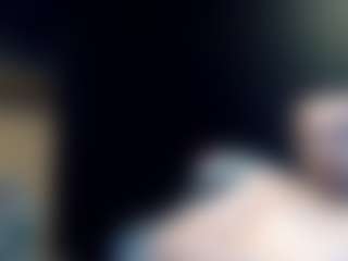 tallhungcloudyy's Live Sex Cam Show