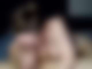 tallhungcloudyy's Live Sex Cam Show