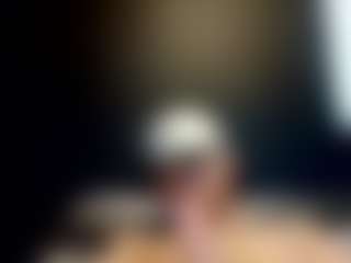 tallhungcloudyy's Live Sex Cam Show