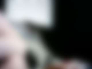 tallhungcloudyy's Live Sex Cam Show