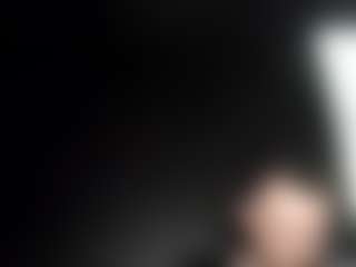 tallhungcloudyy's Live Sex Cam Show