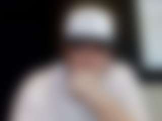 tallhungcloudyy's Live Sex Cam Show