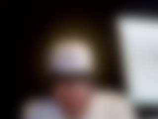 tallhungcloudyy's Live Sex Cam Show