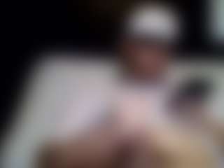 tallhungcloudyy's Live Sex Cam Show