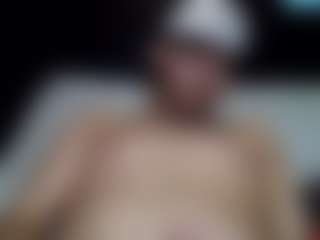 tallhungcloudyy's Live Sex Cam Show