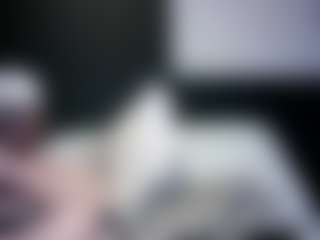 tallhungcloudyy's Live Sex Cam Show