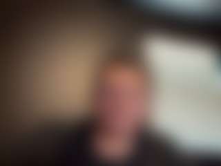 tallhungcloudyy's Live Sex Cam Show