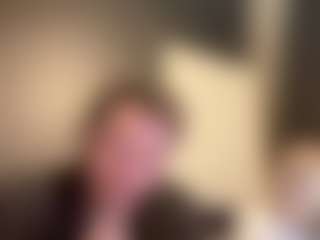 tallhungcloudyy's Live Sex Cam Show