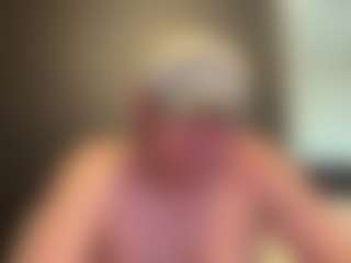 Live cam show with tallhungcloudyy - Beardy on Camming Site