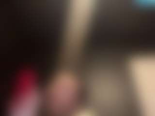 tallhungcloudyy's Live Sex Cam Show