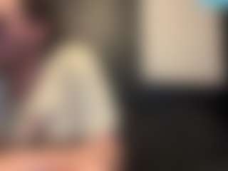 Live cam show with tallhungcloudyy - Green Eyes on CamClone