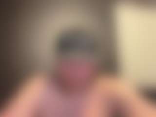 Live cam show with tallhungcloudyy - Beardy on Camsoda