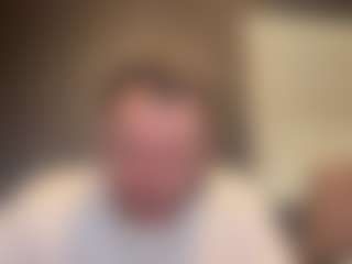 Live cam show with tallhungcloudyy - Green Eyes on Camsoda