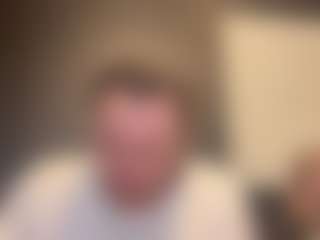 Live cam show with tallhungcloudyy - Green Eyes on Camsoda