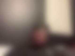 tallhungcloudyy's Live Sex Cam Show