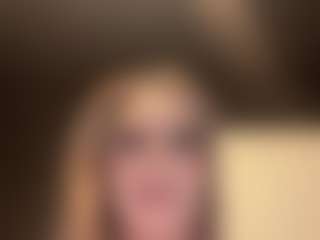 Live cam show with tallhungcloudyy - White on Stripli.com | united states