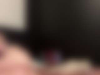 tallhungcloudyy's Live Sex Cam Show
