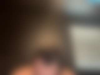 Live cam show with tallhungcloudyy - Drinking on AdultVida.com