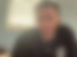 tallhungcloudyy's Live Sex Cam Show