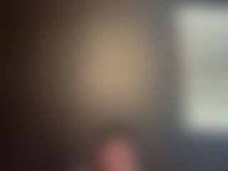 Live cam show with tallhungcloudyy - Facial Piercings on livesuperchat.net