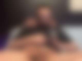 tallhungcloudyy's Live Sex Cam Show