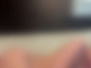 tallhungcloudyy's Live Sex Cam Show
