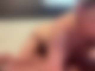 tallhungcloudyy's Live Sex Cam Show